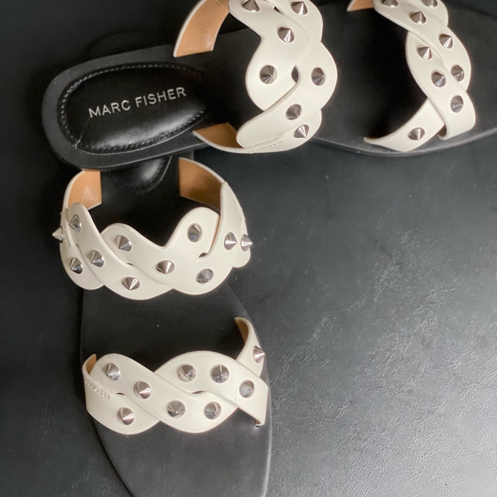Marc Fisher slide never worn Brand New in box - Picture 16 of 16